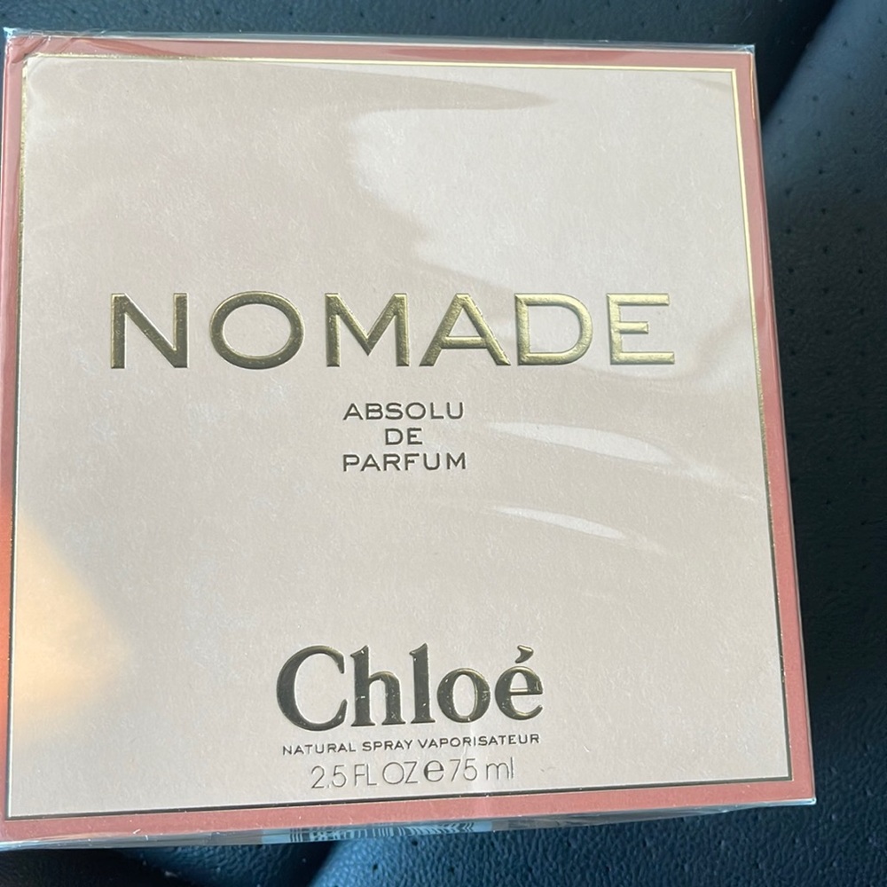 nomade Absolu parfum  Chloe. new Never been used sealed